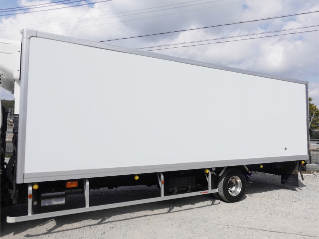 日野 レンジャー 中型 冷蔵冷凍バン TKG-FC9JNAA(102533) 12枚目