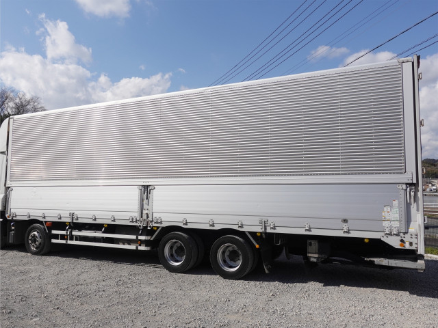 いすゞ ギガ 大型 ウィング 2PG-CYJ77C(102543) 11枚目
