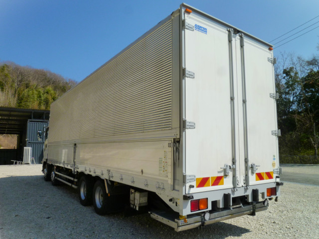 いすゞ ギガ 大型 ウィング QPG-CYJ77B(102547) 6枚目