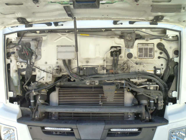 いすゞ ギガ 大型 ウィング QPG-CYJ77B(102547) 8枚目