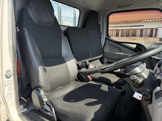 三菱ふそう キャンター 小型 平ボディ TPG-FEA50(102546) 39枚目