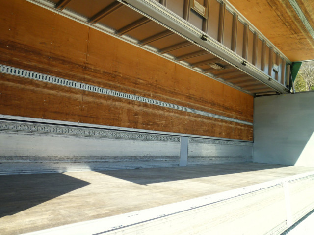 いすゞ ギガ 大型 ウィング QPG-CYJ77B(102547) 20枚目