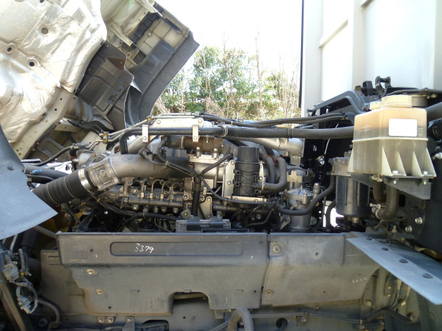 いすゞ ギガ 大型 ウィング QPG-CYJ77B(102547) 29枚目