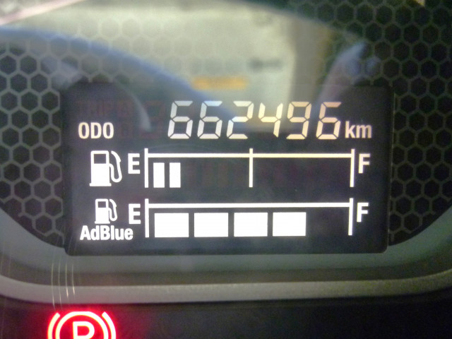 いすゞ ギガ 大型 ウィング QPG-CYJ77B(102547) 35枚目