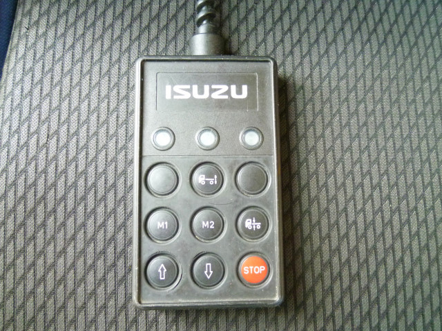 いすゞ ギガ 大型 ウィング QPG-CYJ77B(102547) 42枚目