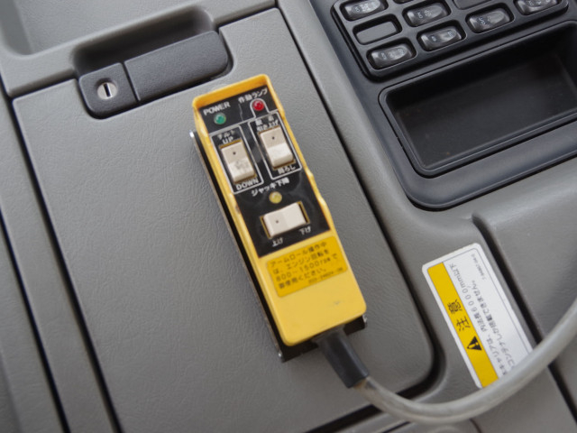 三菱ふそう スーパーグレート 大型 コンテナ専用車 QPG-FV60VY(102552) 28枚目