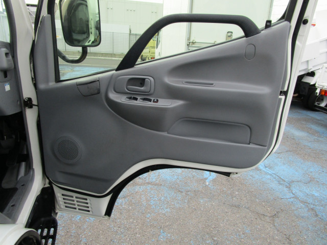 トヨタ ダイナ 小型 バン ABF-TRY230(102553) 29枚目