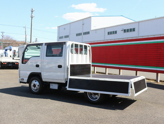 いすゞ エルフ 小型 Wキャブ TRG-NJS85A(102554) 17枚目