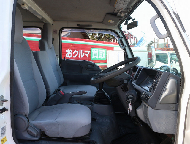 いすゞ エルフ 小型 Wキャブ TRG-NJS85A(102554) 26枚目