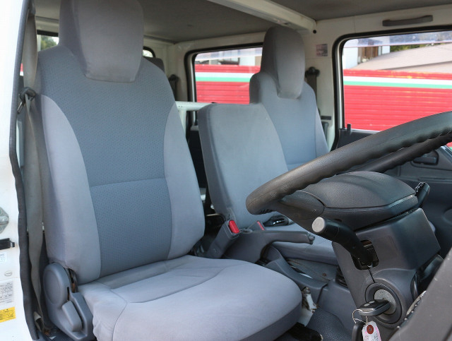 いすゞ エルフ 小型 Wキャブ TRG-NJS85A(102554) 27枚目