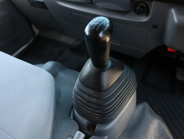 いすゞ エルフ 小型 Wキャブ TRG-NJS85A(102554) 32枚目