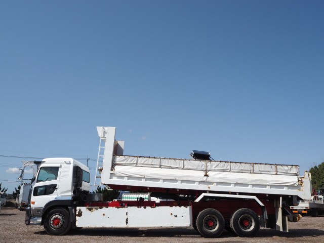 UDトラックス（日産） クオン 大型 土砂ダンプ QKG-CW5ZL(102556) 2枚目