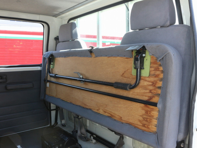 いすゞ エルフ 小型 Wキャブ TRG-NJS85A(102554) 48枚目