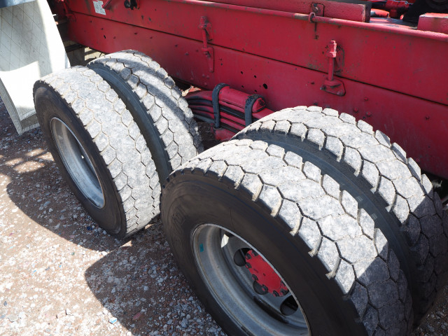 UDトラックス（日産） クオン 大型 土砂ダンプ QKG-CW5ZL(102556) 17枚目