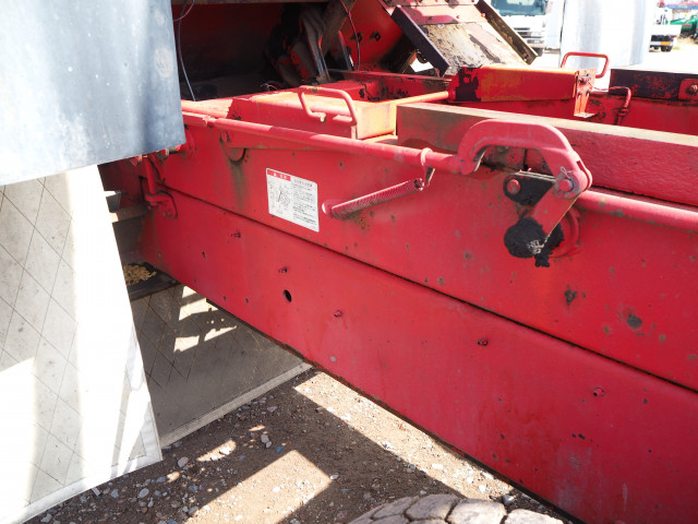 UDトラックス（日産） クオン 大型 土砂ダンプ QKG-CW5ZL(102556) 22枚目