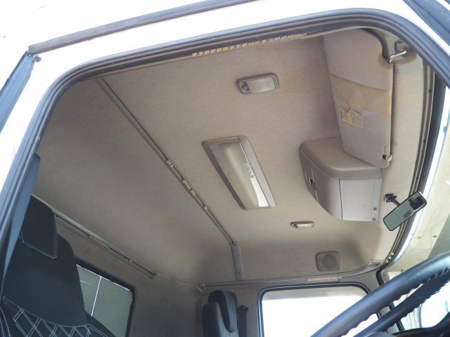 UDトラックス（日産） クオン 大型 土砂ダンプ QKG-CW5ZL(102556) 47枚目