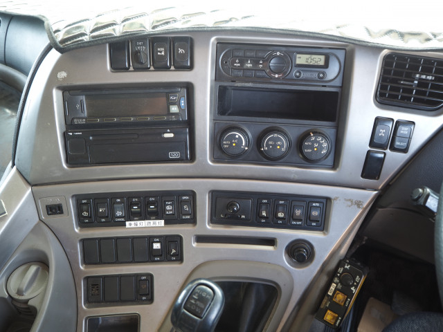 UDトラックス（日産） クオン 大型 土砂ダンプ QKG-CW5ZL(102556) 49枚目