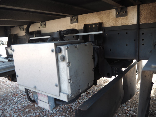 三菱ふそう ファイター 中型 冷蔵冷凍バン TKG-FK61F(102558) 17枚目