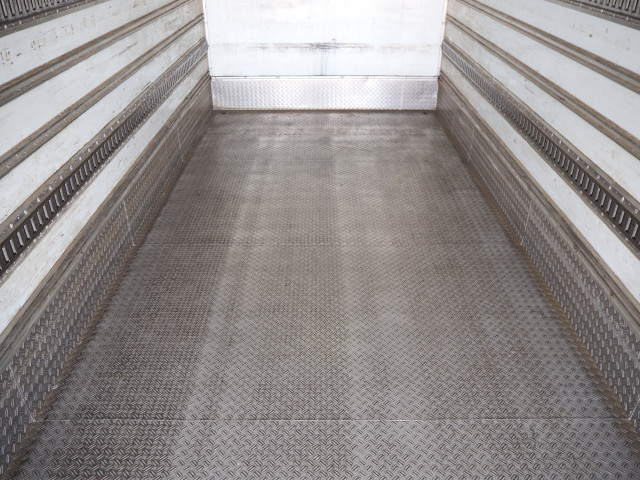 三菱ふそう ファイター 中型 冷蔵冷凍バン TKG-FK61F(102558) 19枚目