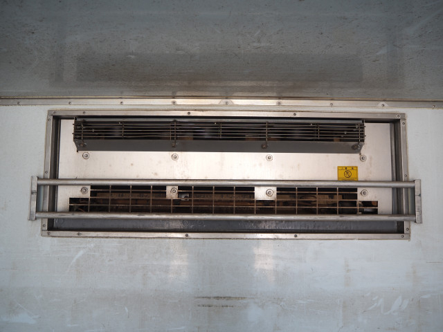 三菱ふそう ファイター 中型 冷蔵冷凍バン TKG-FK61F(102558) 20枚目