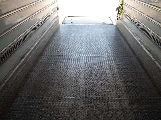 三菱ふそう ファイター 中型 冷蔵冷凍バン TKG-FK61F(102558) 21枚目