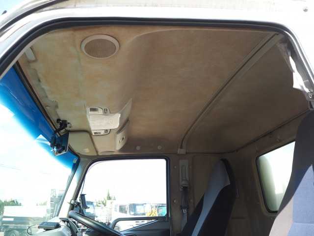 三菱ふそう ファイター 中型 冷蔵冷凍バン TKG-FK61F(102558) 40枚目