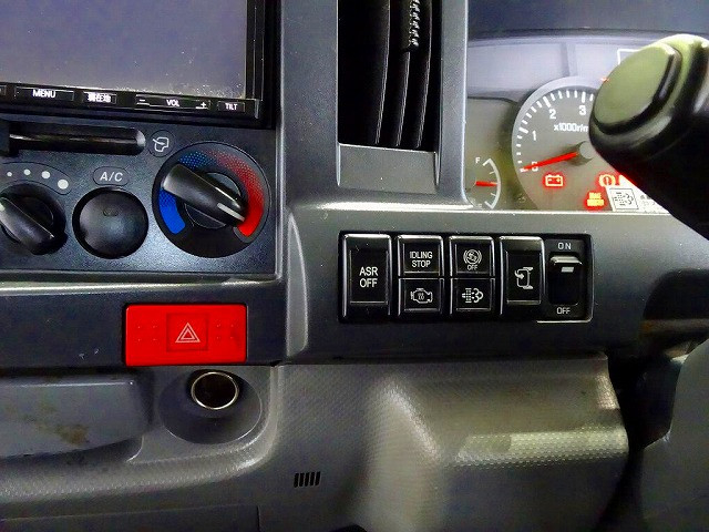 いすゞ エルフ 小型 平ボディ（クレーン付） TKG-NKR85R(102561) 11枚目