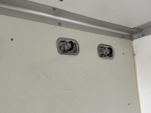 三菱ふそう キャンター 小型 バン TKG-FGA20(102560) 17枚目