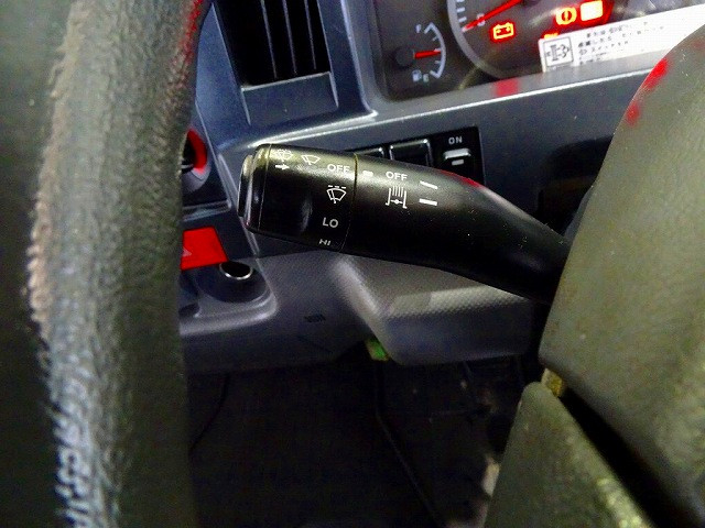 いすゞ エルフ 小型 平ボディ（クレーン付） TKG-NKR85R(102561) 19枚目