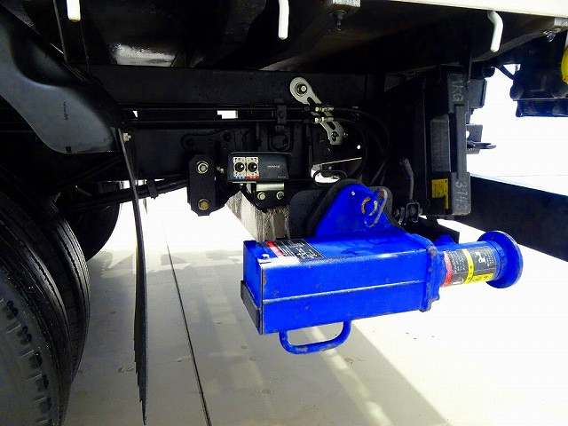 いすゞ エルフ 小型 平ボディ（クレーン付） TKG-NKR85R(102561) 33枚目