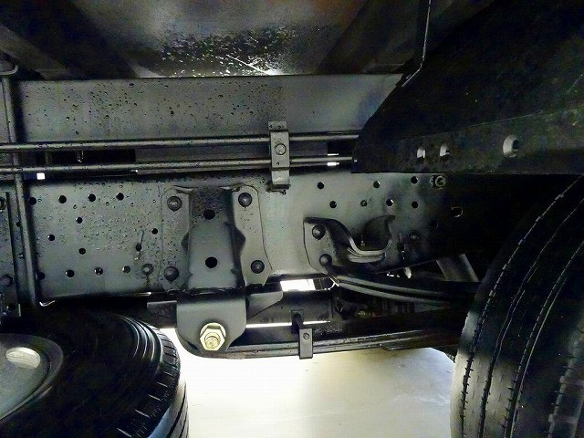 いすゞ エルフ 小型 平ボディ（クレーン付） TKG-NKR85R(102561) 38枚目