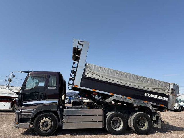 いすゞ ギガ 大型 土砂ダンプ QKG-CXZ77AT(102563) 2枚目