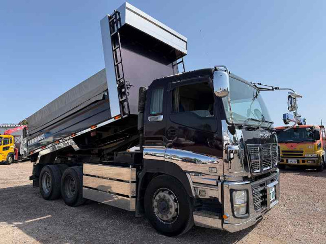 いすゞ ギガ 大型 土砂ダンプ QKG-CXZ77AT(102563) 7枚目