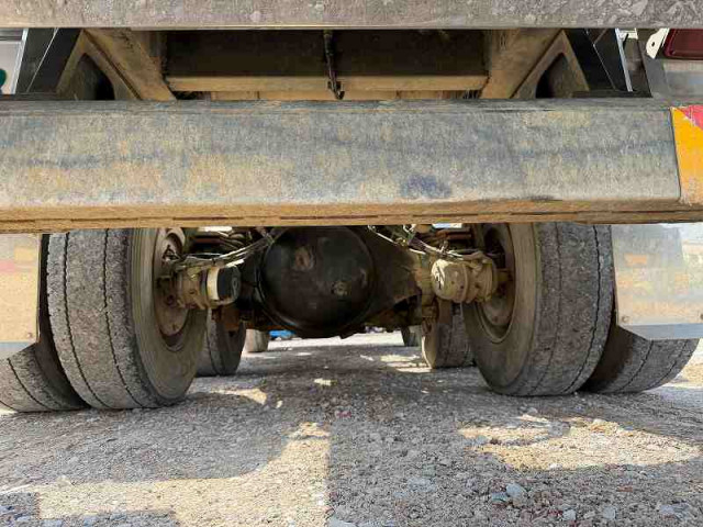 いすゞ ギガ 大型 土砂ダンプ QKG-CXZ77AT(102563) 16枚目