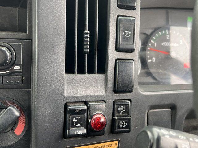 いすゞ フォワード 中型 平ボディ（クレーン付） SKG-FRR90S1(102572) 35枚目