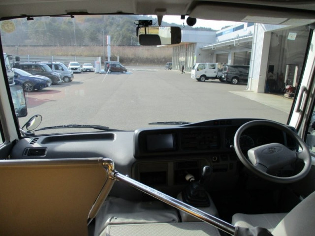 Toyota coaster Small Buses SDG-XZB40(102573) 17枚目