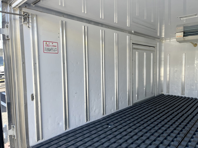 日産自動車 バネット 小型 冷蔵冷凍バン ABF-SKP2TN(102576) 13枚目