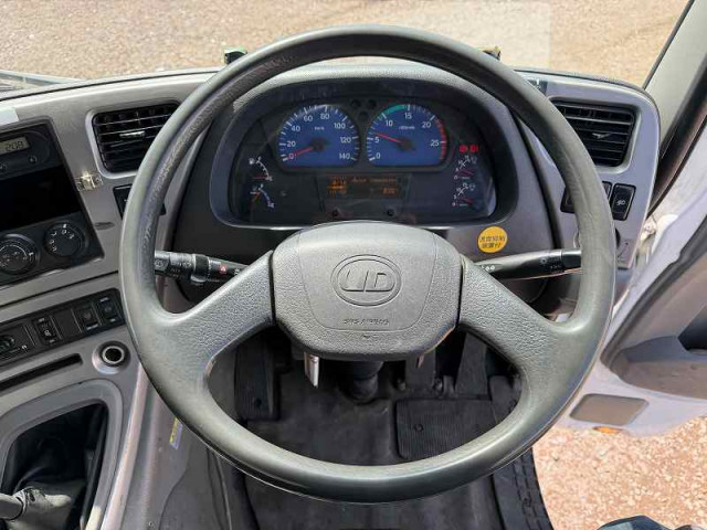 UDトラックス（日産） クオン 大型 土砂ダンプ LDG-CW5YL(102577) 49枚目