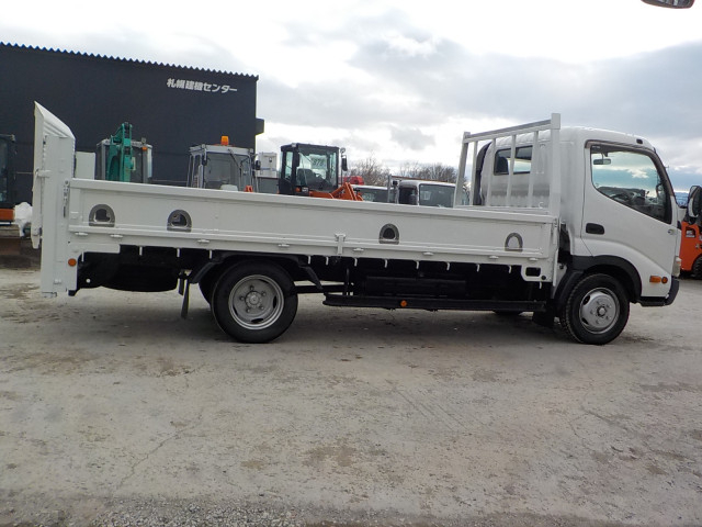 日野 デュトロ 小型 平ボディ BDG-XZU414M(102580) 4枚目