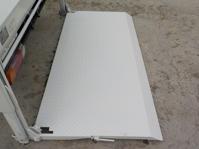 日野 デュトロ 小型 平ボディ BDG-XZU414M(102580) 14枚目