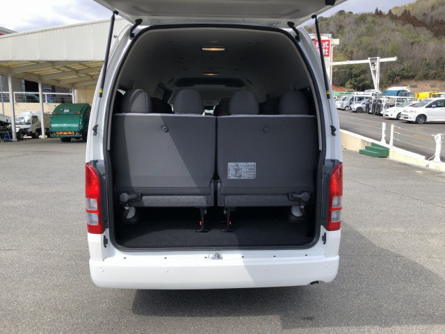 トヨタ 小型 バス 3DF-GDH223B(102581) 8枚目