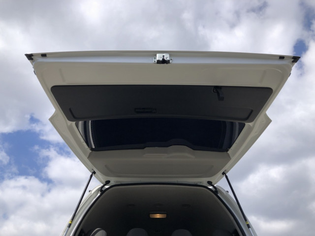 トヨタ 小型 バス 3DF-GDH223B(102581) 15枚目