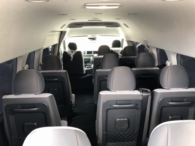 トヨタ 小型 バス 3DF-GDH223B(102581) 19枚目