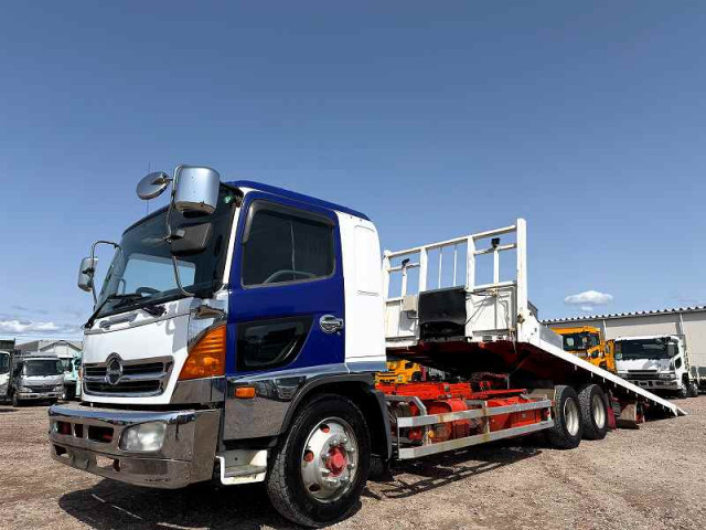 UDトラックス（日産） クオン 増トン Translation missing: ja.item.body_keijou_enum.body_keijou_carrier_other BDG-GK8JRWA(102582) 1枚目