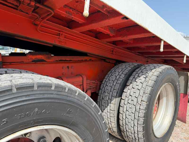 UDトラックス（日産） クオン 増トン Translation missing: ja.item.body_keijou_enum.body_keijou_carrier_other BDG-GK8JRWA(102582) 14枚目