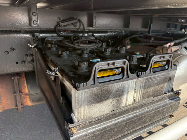 三菱ふそう ファイター 増トン 冷蔵冷凍バン PDG-FK62FY(102583) 25枚目