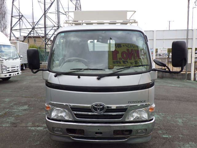 トヨタ トヨエース 小型 平ボディ BDG-XZU334(102585) 5枚目