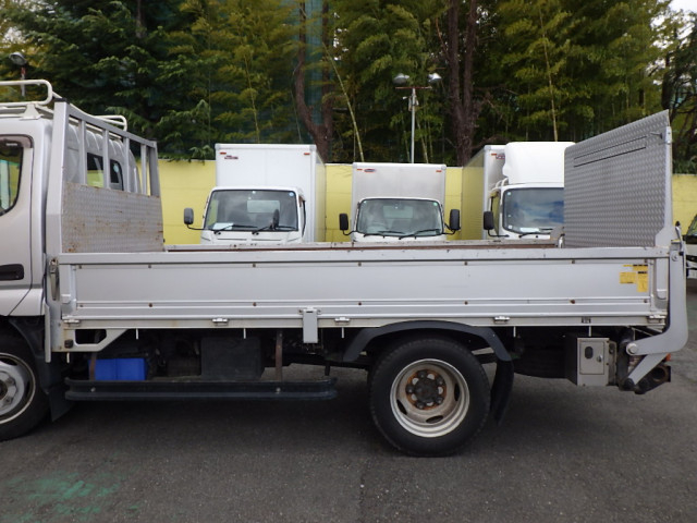 トヨタ トヨエース 小型 平ボディ BDG-XZU334(102585) 25枚目