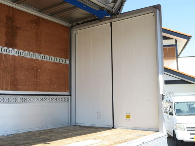 いすゞ フォワード 中型 ウィング PKG-FRR90S2(102587) 9枚目