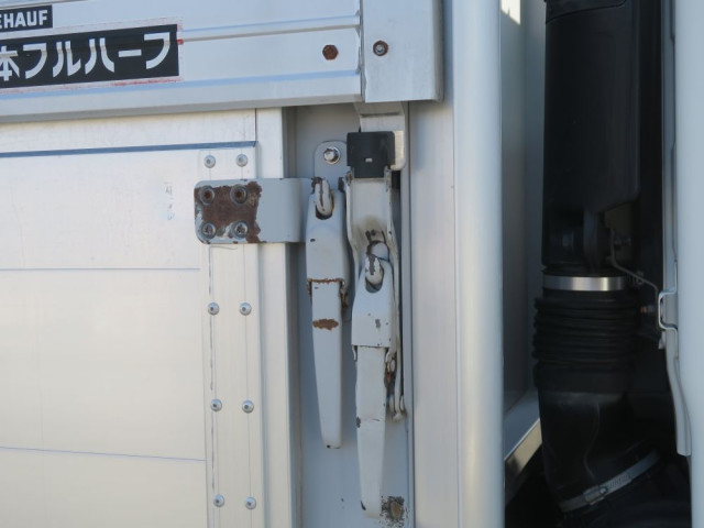 いすゞ フォワード 中型 ウィング PKG-FRR90S2(102587) 19枚目